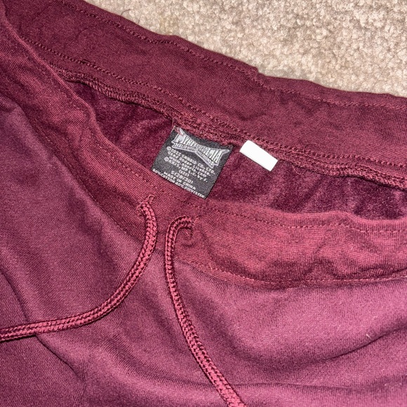 My Hero Academia x Hello Kitty Maroon Hoodie and Sweatpants Set - Picture 4 of 4